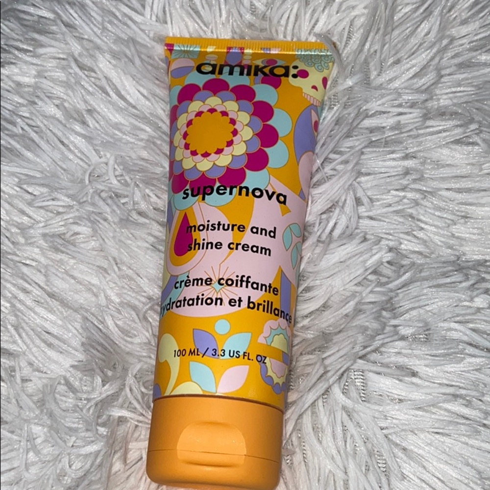 Supernova moisture and shine cream by amika